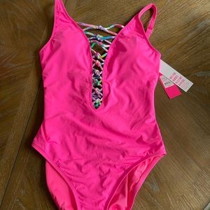 NWT Lilly Pulitzer isle lattice one piece swimsuit